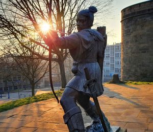 Robin Hood statue near nottingham castle