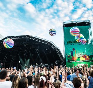 image of the main stage at splendour festival