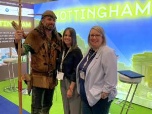 image of Meet in nottingham staff with Robin Hood at last year's meetings show.