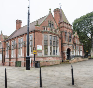 Hucknall Library exterior