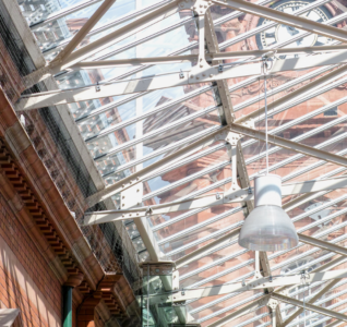 Photo of interior of Nottingham Train Station