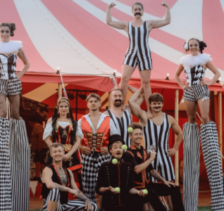 Aerialists, Acrobatics and Amusement Take Centre Stage for Easter at Belvoir Castle