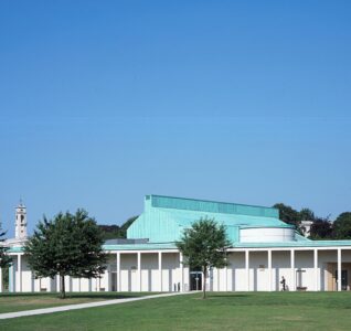 lakeside arts