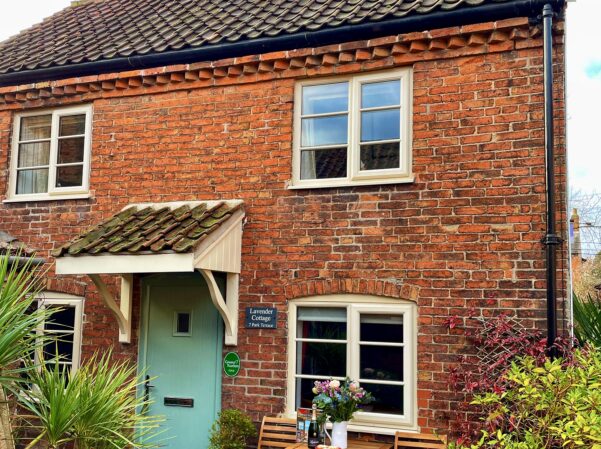 SOUTHWELL HOLIDAY COTTAGE - LAVENDER COTTAGE